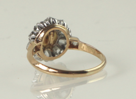 Antieke 18 kt gouden ring met roosdiamant en natuurlijke parel, ca 1900