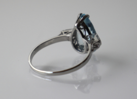 Art Deco platina ring met natuurlijke aquamarijn en diamant