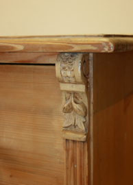 Antieke grenenhouten Hollandse commode