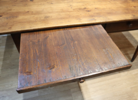 Antieke Franse tafel