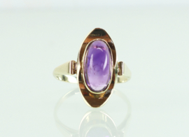 Vintage gouden ring cabochon amethist
