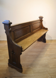 Antieke kerkbank
