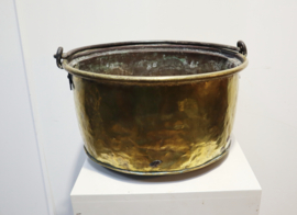 Antieke koperen bak