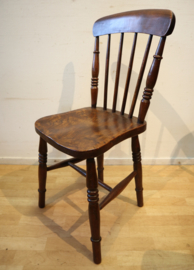 Zes antieke Windsor stoelen