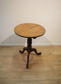 Antieke Engels tilttop tafeltje