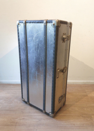 Vintage aluminium reiskoffer