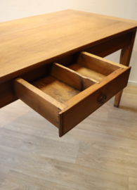 Antieke Franse tafel