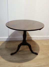 Antieke Engelse tilttop tafel