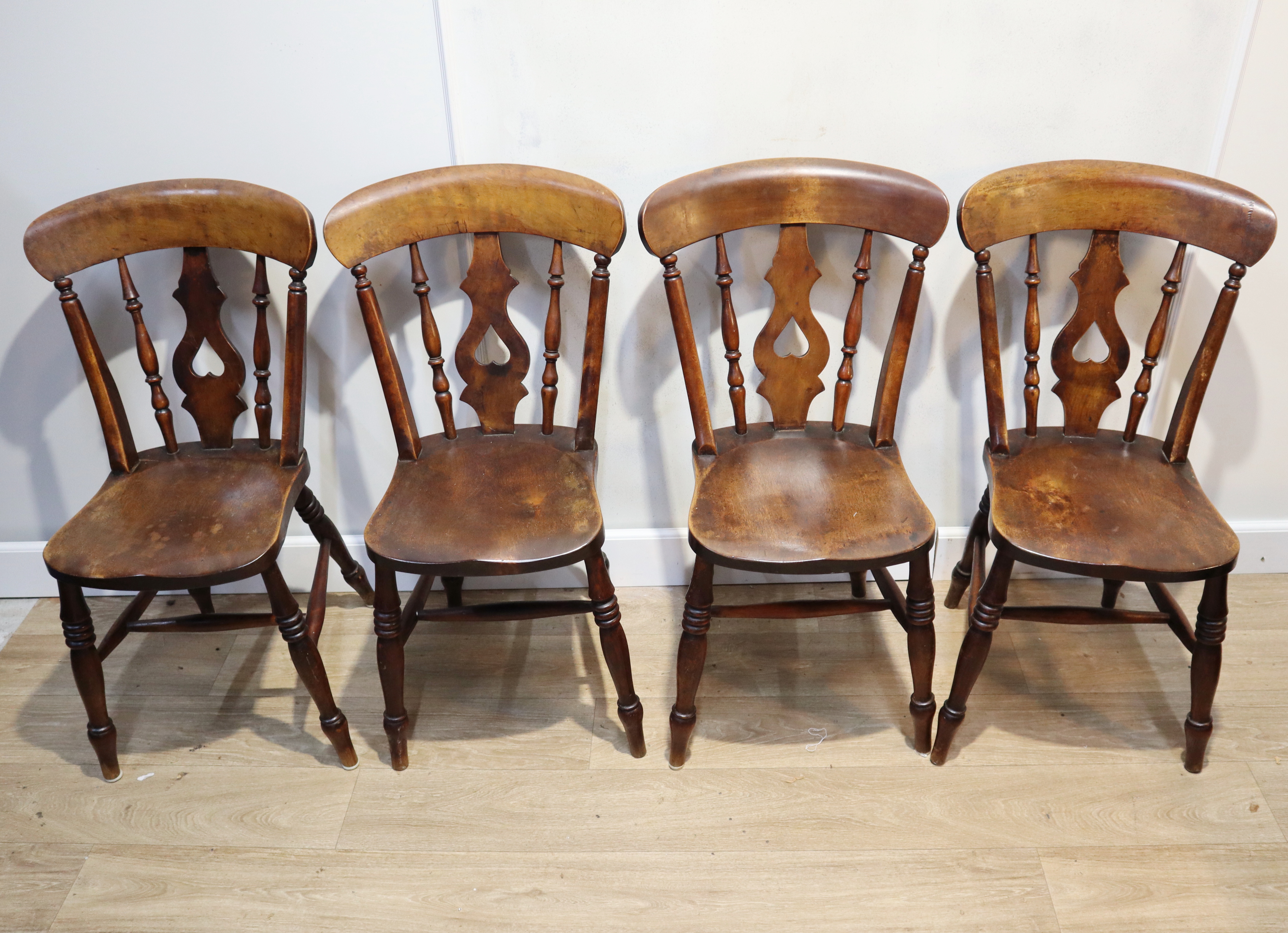 Set van vier antieke Windsorstoelen