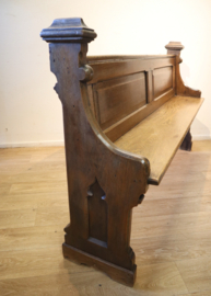 Antieke kerkbank