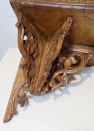 Antieke wandconsole
