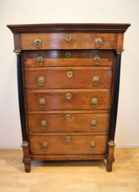 Antieke Hollandse chiffonière