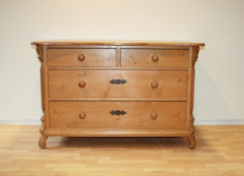 Antieke grenenhouten commode