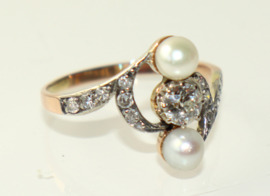 Antieke Art Nouveau ring met oudslijpsel diamant en parels