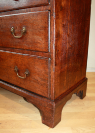 Antieke Engelse commode 18e eeuw