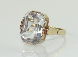 Vintage gouden ring met kleurloze spinel, jaren ‘30/’40.