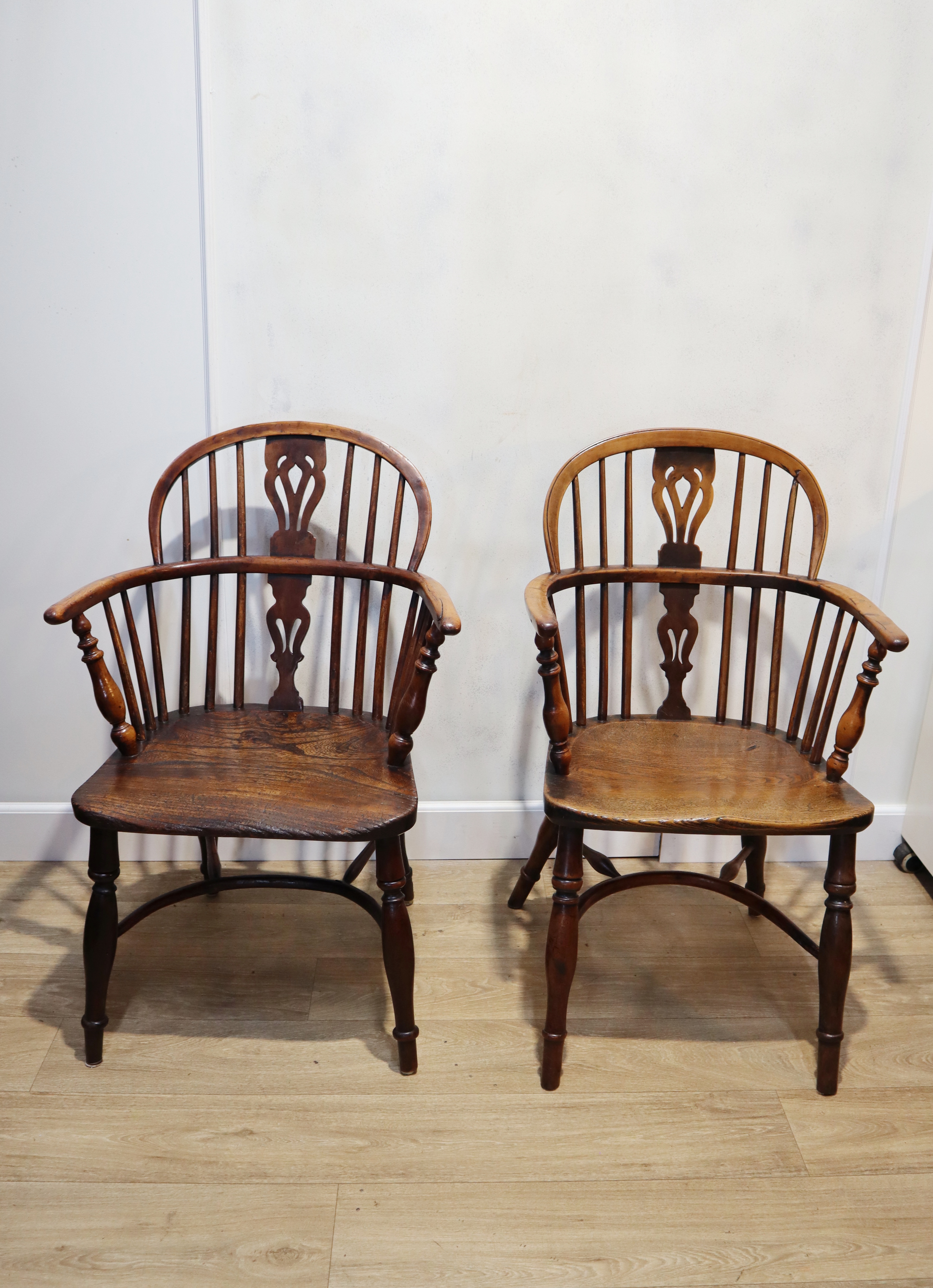 Set antieke Windsor armstoelen, taxushout