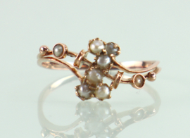 Antieke gouden ring met zaadparels, 19e eeuw