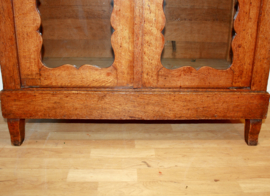 Antiek Biedermeier boekenkastje