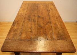 Antieke Franse boerentafel