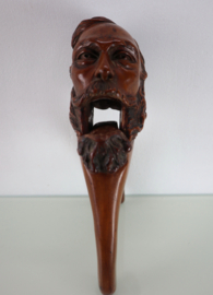 Antieke houten notenkraker
