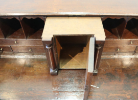 Antieke Engelse secretaire