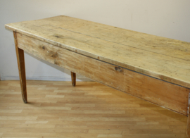 Antieke Franse tafel