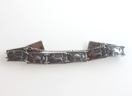 Vintage zilveren armband met katten en honden.