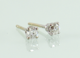 Gouden oorbellen briljant diamant