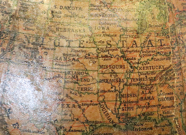 Antieke globe ca 1898