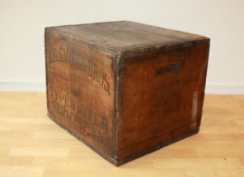 Antieke  Amerikaanse houten kist LG Smith & Bros