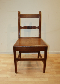 Vier antieke Engelse stoelen