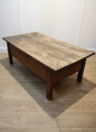 Antieke Spaanse salontafel