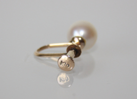 Antieke gouden oorbellen met parel