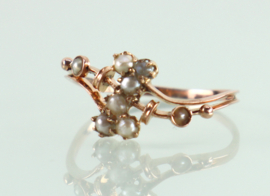 Antieke gouden ring met zaadparels, 19e eeuw