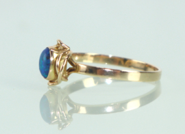 Gouden ring met prachtige blauwe opaal