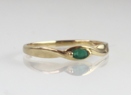 Antieke gouden ring met smaragd