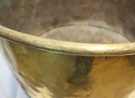 Antieke koperen bak