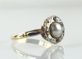 Antieke 18 karaat gouden ring met parel