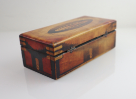 Houten doosje met gebatikt decor, Louis Bogtman