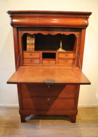 Antieke Hollandse secretaire à abbatant