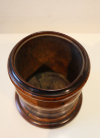 Antieke houten tabakspot