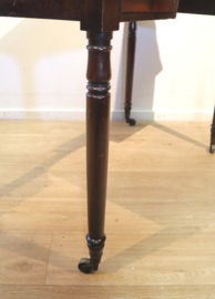 Antiek Engels schrijftafeltje, sidetable