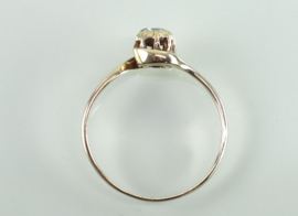 Antieke gouden ring met roosdiamant