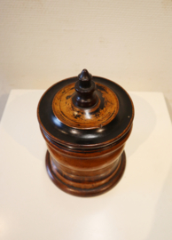 Antieke houten tabakspot