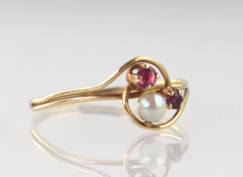 Antieke gouden ring parel robijnen, Jugendstil, ca. 1890