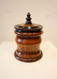 Antieke houten tabakspot