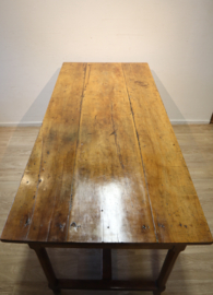 Antieke Franse tafel