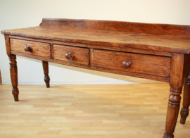 Antieke Engelse wandtafel