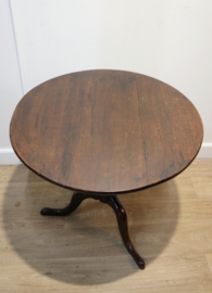 Antieke Engelse tilttop tafel